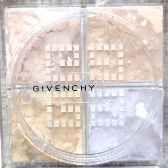 Givenchy | ORIGINAL FORMULA | Prisme Libre Loose Powder | 2 Satin Blanc - Picture 2 of 6